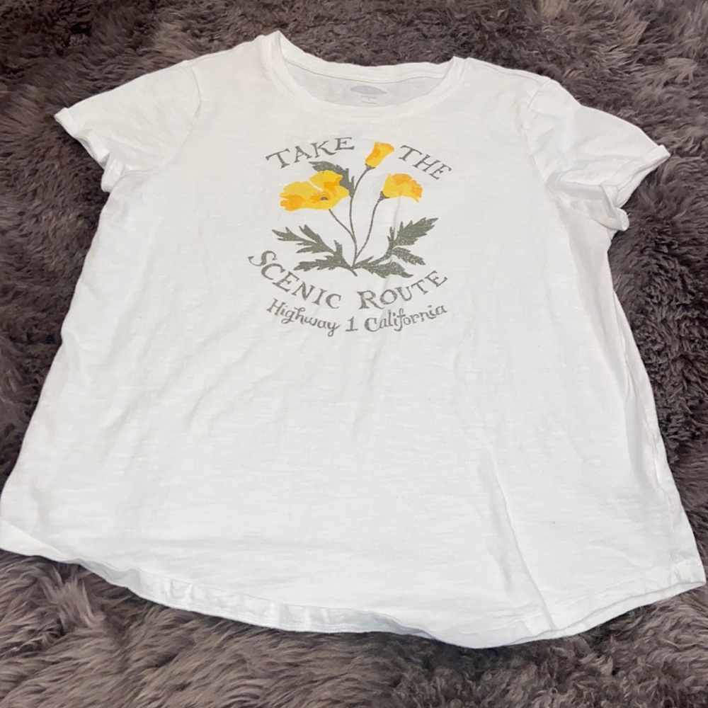 Old Navy T-Shirt